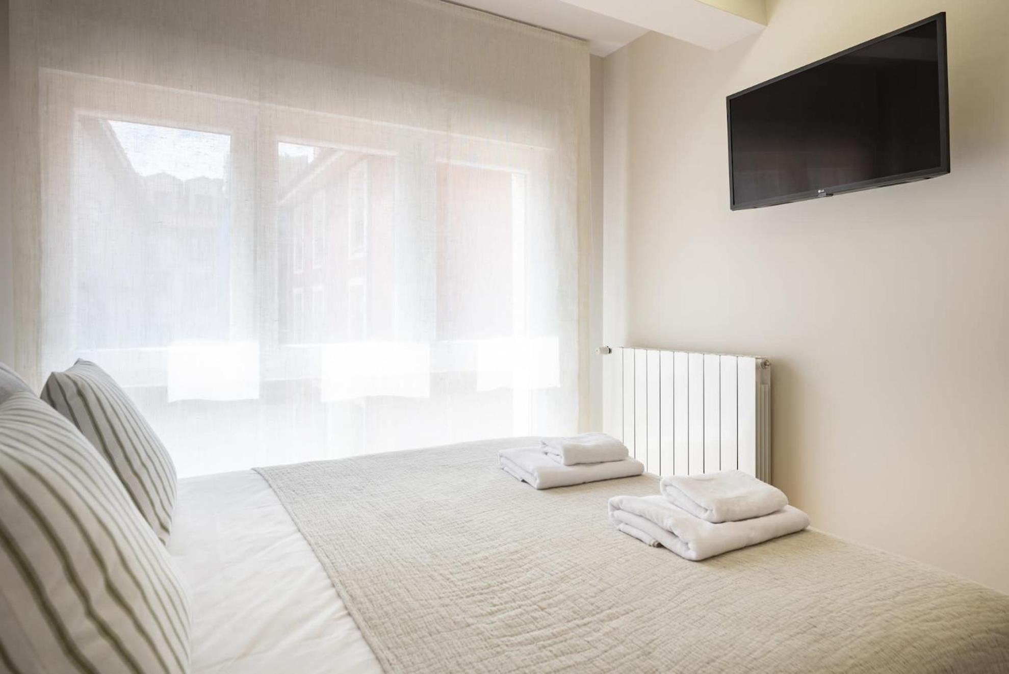 Elegante Apartamento En El Centro. Nuevo! Сантандер Экстерьер фото