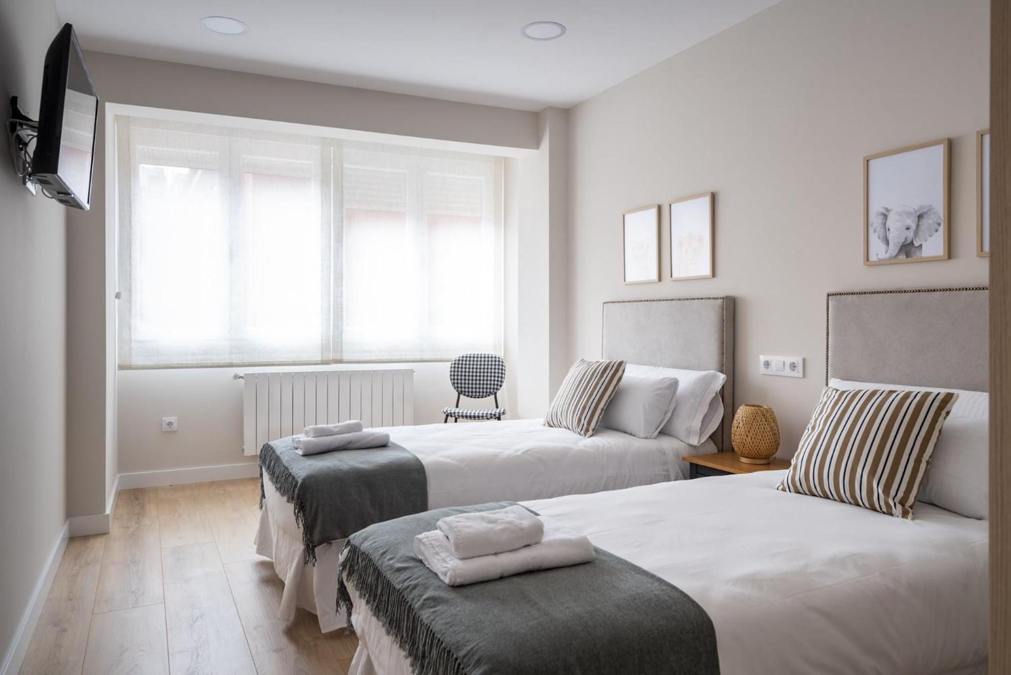 Elegante Apartamento En El Centro. Nuevo! Сантандер Экстерьер фото