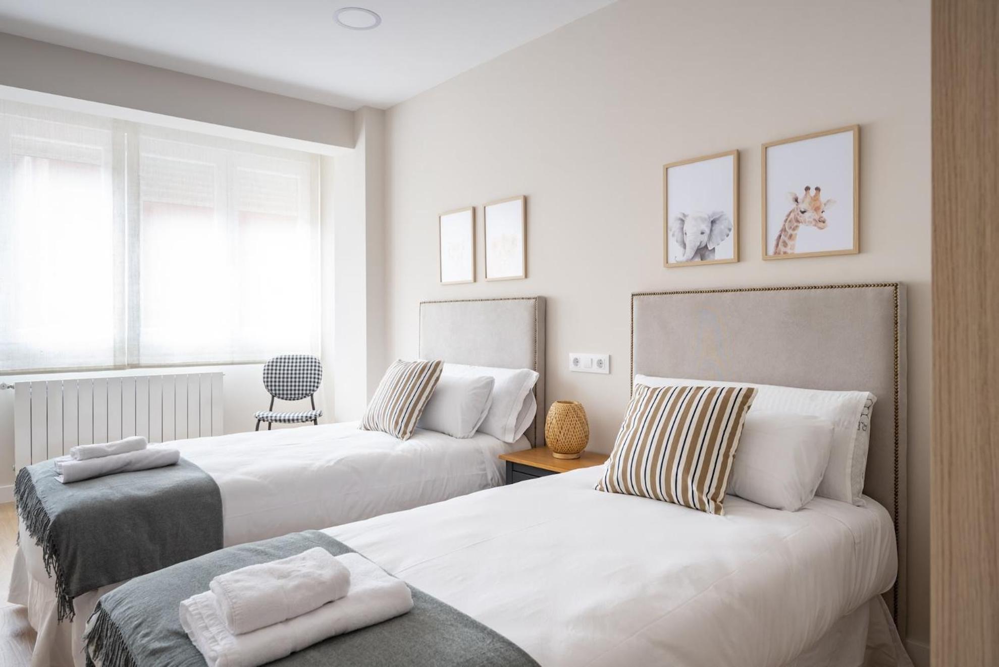 Elegante Apartamento En El Centro. Nuevo! Сантандер Экстерьер фото